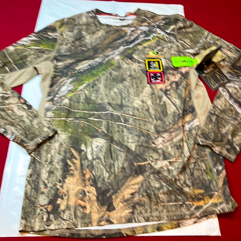 NEW L Mossy Oak Country DNA Long Slv Tee CAMO shirt scent ctrl UPF 30 wicking L